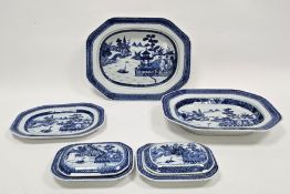 Group of Chinese export porcelain, circa 1800, comprising three shaped rectangular serving dishes,