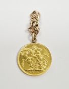 Edward VII full sovereign dated 1909, converted to a pendant with short yellow metal chain