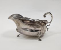 George V silver sauceboat, probably Birmingham 1927, Jones & Crompton, of plain form with shaped