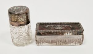 Edward VII silver and glass scent bottle, Birmingham 1905, the hinged lid with embossed