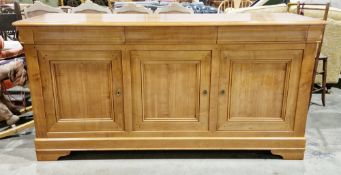 Modern French cherrywood buffet/sideboard, retailed by La Boutique du Meuble, the rectangular top