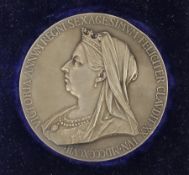 Queen Victoria Diamond Jubilee silver commemorative medal, 1897, cast with a portrait of the 'Old