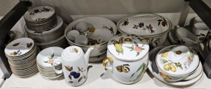 Large Royal Worcester bone china Evesham pattern part dinner, tea and coffee service, printed