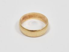 9ct yellow gold wedding band, of plain form, size P, approximate weight 3.6 grams