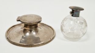 Early 20th century silver capstan inkwell, hallmarked rubbed, of plain form, weighted, the hinged