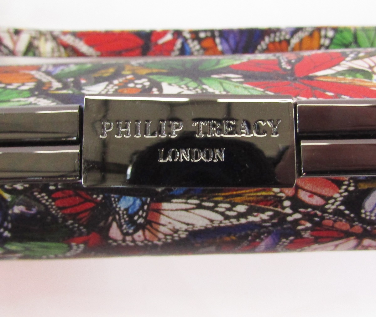 Celine 'Macadam' shoulder bag in tan and beige with leather handle printed canvas body, the bag 20. - Image 2 of 6