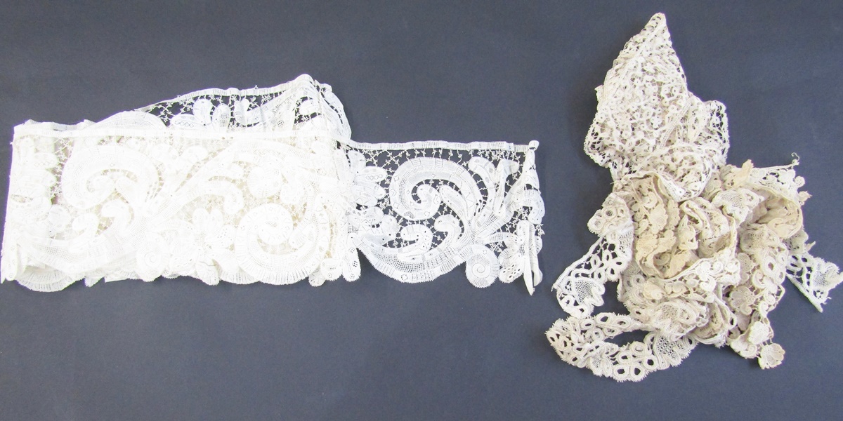 Quantity lengths of bobbin tape lace, scroll design including various lengths on blue chiffon - Image 2 of 2