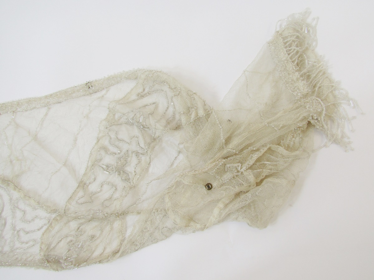 Edwardian/1920's beaded net short overlay blouse with beaded fringing and length of beaded net panel - Image 14 of 15