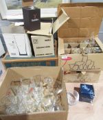 Quantity of branded glassware including boxed Tabasco rocking glass, boxed Glenfiddich glass jug,
