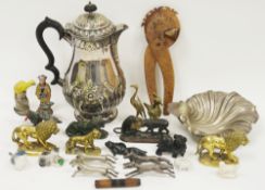 Mixed lot of collectables including carved green stone lion, obsidian carved Chinese dog and carp