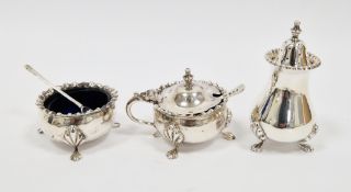 Silver three piece cruet set, Birmingham 1959, maker GSC & Co, comprising salt, mustard and