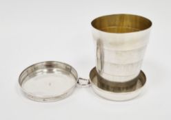 Silver collapsible stirrup cup, London 1979, Bruford & Heming Ltd, of plain form with gilt interior,