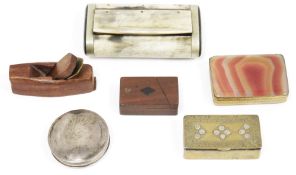 Collection of six antique snuff boxes including gilt metal and banded agate box, 7cm wide, French