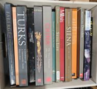 Large quantity of coffee table books on various subjects, collecting and art history to include