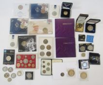 Collection of commemorative £5 coins, £2's of which 1 silver proof (60th anniversary of the end of