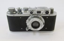 LOT WITHDRAWN - Leica Rangefinder camera, serial no.40236, circa 1930 with Leitz Elmar 15mm 1-3,5
