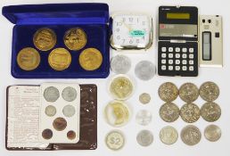 Isle of Man 1982 decimal coin set, a limited edition cased set of five European architectural