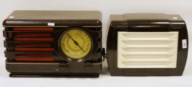 Art Deco Phillips brown bakelite cased radio (converted to bluetooth), 39cm wide together with an