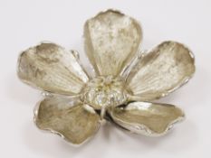 In the manner of Gucci, mid century white metal ashtray in the form of a flower with five detachable