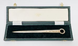 Silver paper knife, Sheffield 1998, Payne & Son of Oxford, being a faithful replica of a Georgian