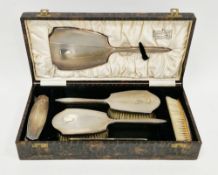 Art Deco silver-backed dressing table set, Birmingham 1935, William Neal Limited, comprising six