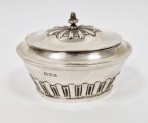 Edward VII silver tea canister, London 1908 (maker's mark rubbed), of oval form with domed hinged
