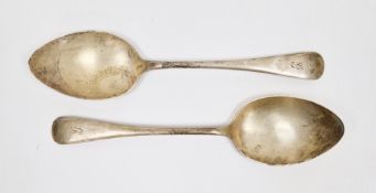 Pair of George V silver tablespoons Old English pattern, Sheffield 1929, makers Viners, 5ozt