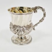 George III silver christening cup, London 1824, William Fountain, of baluster form with lobed