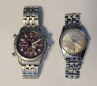 Gent's Seiko chronograph, the red dial with three subsidiary dials and date aperture, with