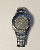 Gent's Citizen Eco-drive stainless steel bracelet watch, the circular grey dial with date