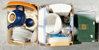Assorted ceramics including a quantity of Royal Doulton Sherbrooke plates, a Royal Worcester