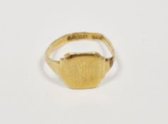 18ct yellow gold signet ring, the head of square form engraved with initials, misshapen, size