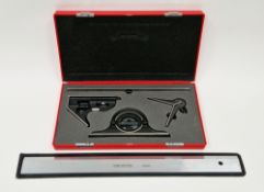 Starrett combination square (boxed) with an Axminster 450SE straight edge (2)