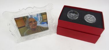 Boxed Baccarat etched glass small circular glass with cylindrical box and cover, decorated with