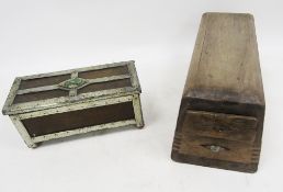 Early 20th century oak and pewter bound box with green resin central plaque, 27cm long, containing a