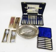 Mixed lot of silver plate and metalware including pair of Vera Wang for Wedgwood tall