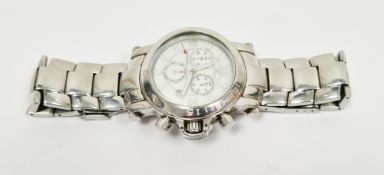 Gentleman's Klaus-Kobec stainless steel bracelet watch, the mother-of-pearl dial with three