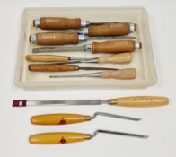 Assorted would chisels including four mortice chisels by Narex, two Diamic offset/dog leg, one by