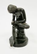 Small Grand Tour bronze figure of Spinario, boy seated removing thorn from his foot, on Greco-