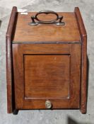 Late 19th/early 20th century mahogany coal scuttle.
