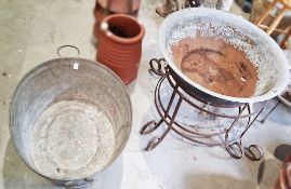 Vintage galvanised tin bath, 77cm long, a large circular metal bowl with everted rim, 77cm