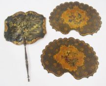 Papiermache Regency face screen painted leather with Chinese scene of figures and two matching