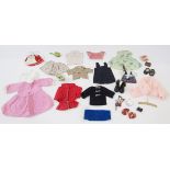 Selection of vintage doll's clothes (1 bag)