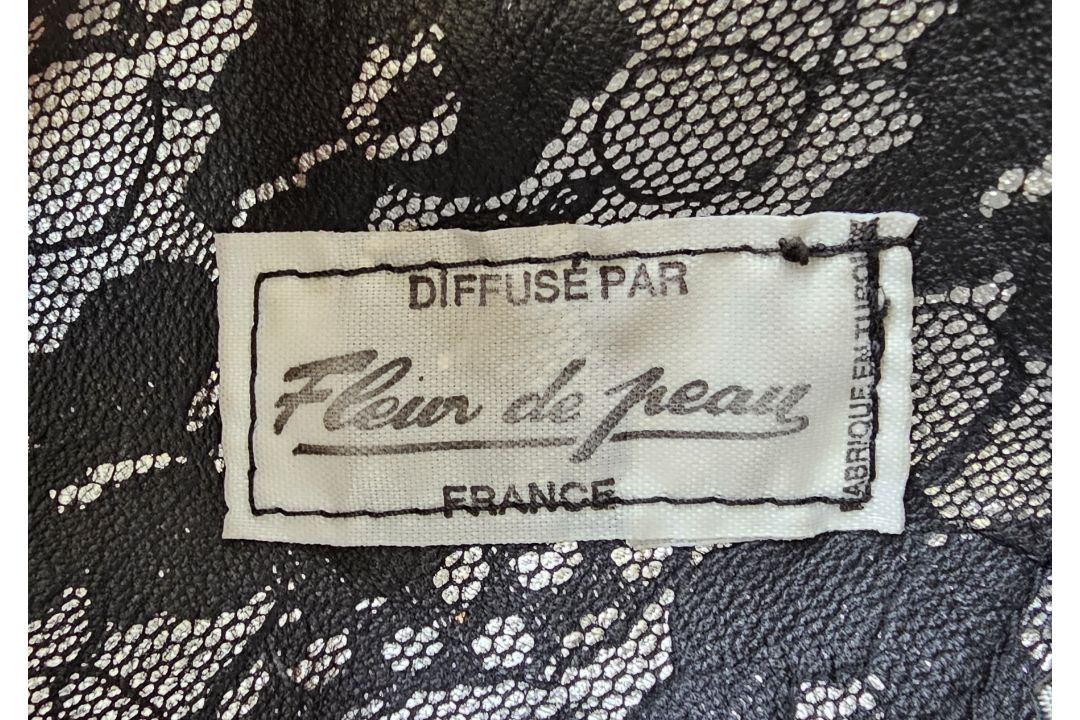 Vintage crepe coat labelled Carling with faux-leopardskin collar and cuffs, a Leana lady's coat - Image 7 of 7