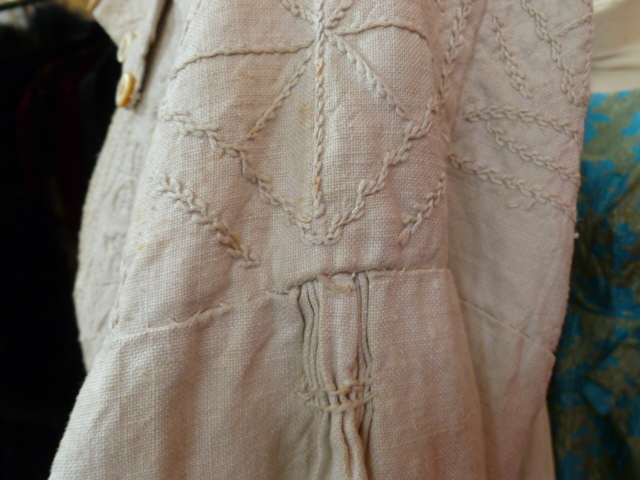 19th century farmer's smock, believed to be made in Gloucestershire, Cotswolds, hand stitched - Image 38 of 39