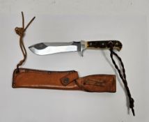 West German handmade 6377 Puma White Hunter hunting knife, with pumaster steel blade and antler