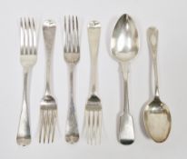 Three Victorian silver dessert forks, London 1847, Robert Wallis, old English pattern handles
