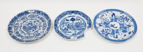 Chinese porcelain blue and white plate, four-character Kangxi mark, possibly 19th century, painted