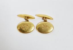 Pair yellow-coloured gold chain pattern cufflinks each with oval and bar ends, possibly Indian, 7.1g