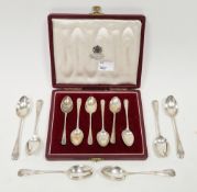Set of six silver teaspoons, Sheffield 1953, Harrison Brothers & Howson, contained in a fitted